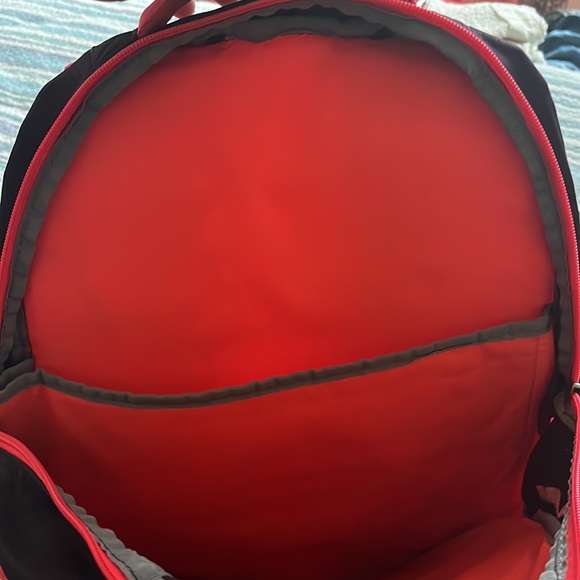 Backpack - Picture 3 of 4